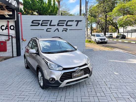 HYUNDAI-HB20X-1.6 16V STYLE FLEX 4P MANUAL HYUNDAI-HB20X-2015