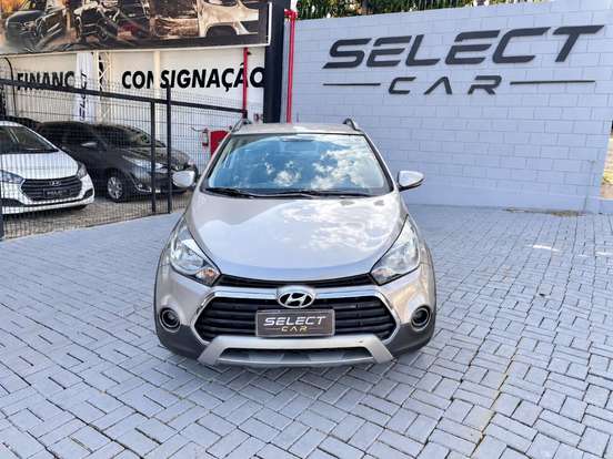 HYUNDAI-HB20X-2015