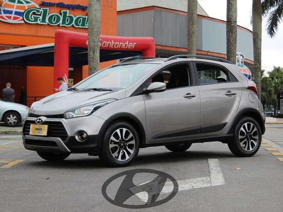 HYUNDAI-HB20X-1.6 16V STYLE FLEX 4P MANUAL HYUNDAI-HB20X-2018