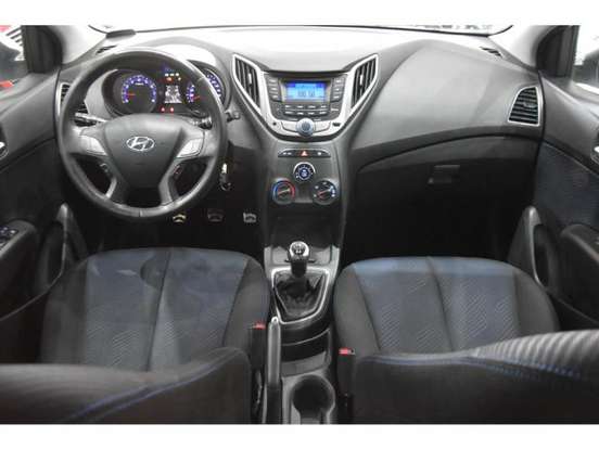 HYUNDAI-HB20X-1.6 16V STYLE FLEX 4P MANUAL HYUNDAI-HB20X-2014