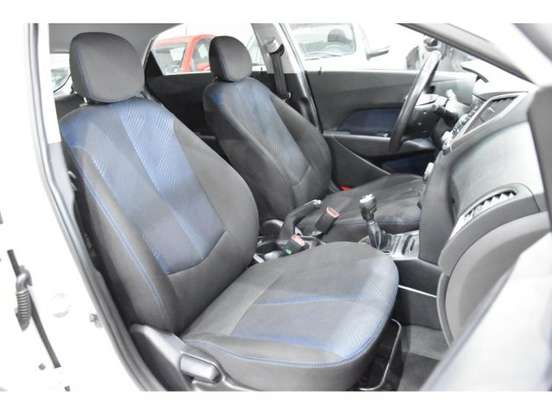HYUNDAI-HB20X-1.6 16V STYLE FLEX 4P MANUAL HYUNDAI-HB20X-2014