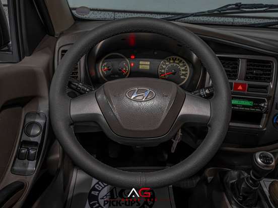 HYUNDAI-HR-2013
