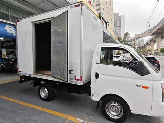 HYUNDAI-HR-2.5 TCI HD BAU 4X2 8V 97CV TURBO INTERCOOLER DIESEL 2P MANUAL HYUNDAI-HR-2012