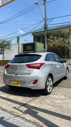 HYUNDAI-I30-2012
