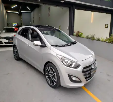 HYUNDAI-I30-1.8 MPI 16V GASOLINA 4P AUTOMATICO HYUNDAI-I30-2015