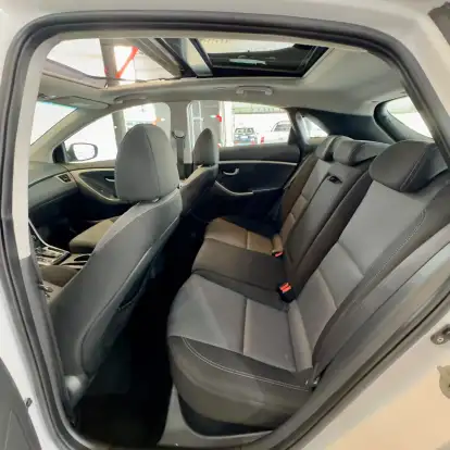HYUNDAI-I30-1.8 MPI 16V GASOLINA 4P AUTOMATICO HYUNDAI-I30-2014