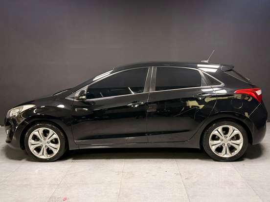 HYUNDAI-I30-2014