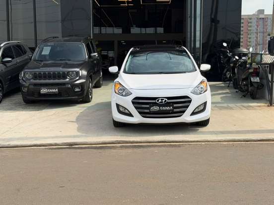 HYUNDAI-I30-1.8 MPI 16V GASOLINA 4P AUTOMATICO HYUNDAI-I30-2015