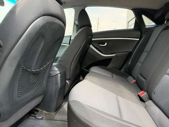 HYUNDAI-I30-2015