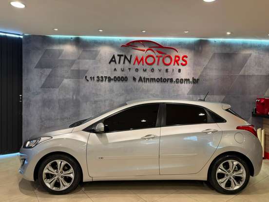 HYUNDAI-I30-1.8 MPI 16V GASOLINA 4P AUTOMATICO HYUNDAI-I30-2013