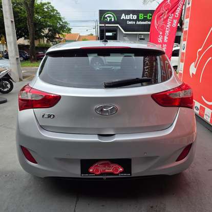 HYUNDAI-I30-1.8 MPI 16V GASOLINA 4P MANUAL HYUNDAI-I30-2013