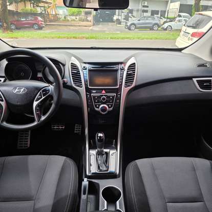 HYUNDAI-I30-1.8 MPI 16V GASOLINA 4P MANUAL HYUNDAI-I30-2013