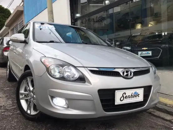 HYUNDAI-I30-2.0 MPFI GLS 16V GASOLINA 4P AUTOMÁTICO HYUNDAI-I30-2012