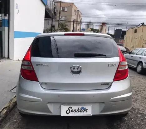 HYUNDAI-I30-2012