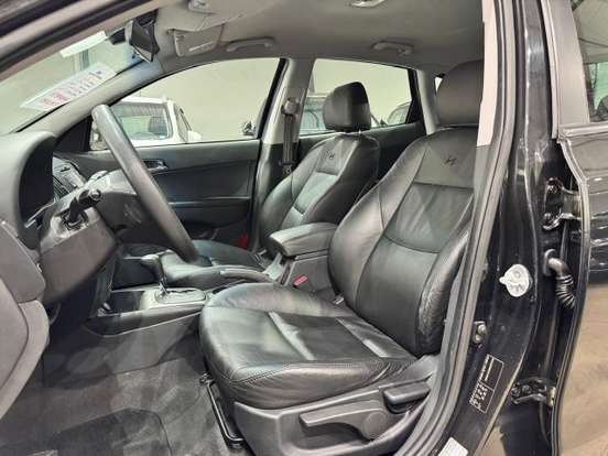 HYUNDAI-I30-2009