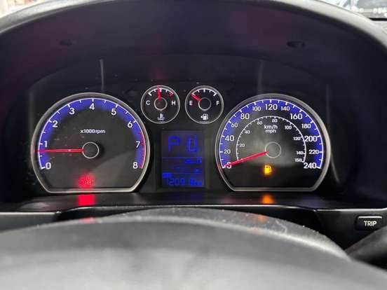 HYUNDAI-I30-2.0 MPFI GLS 16V GASOLINA 4P AUTOMÁTICO HYUNDAI-I30-2009