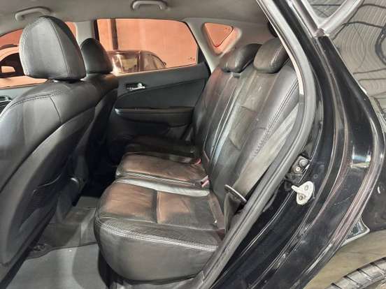 HYUNDAI-I30-2011