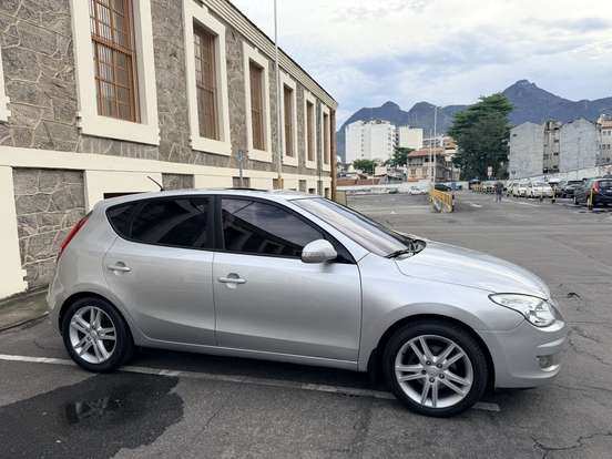 HYUNDAI-I30-2.0 MPFI GLS 16V GASOLINA 4P AUTOMÁTICO HYUNDAI-I30-2012