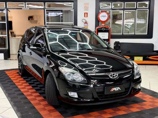 HYUNDAI-I30-2.0 MPFI GLS 16V GASOLINA 4P AUTOMÁTICO HYUNDAI-I30-2011