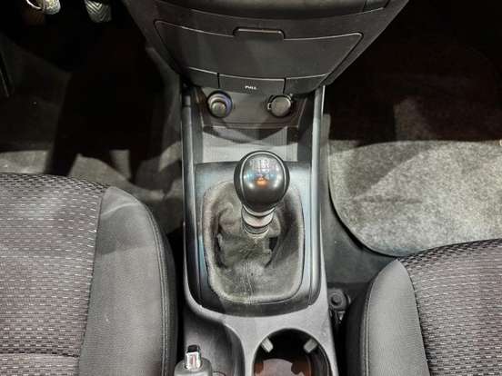 HYUNDAI-I30-2010