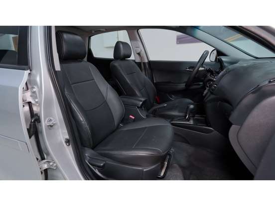 HYUNDAI-I30-2010