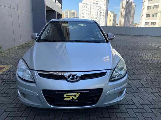HYUNDAI-I30-2010