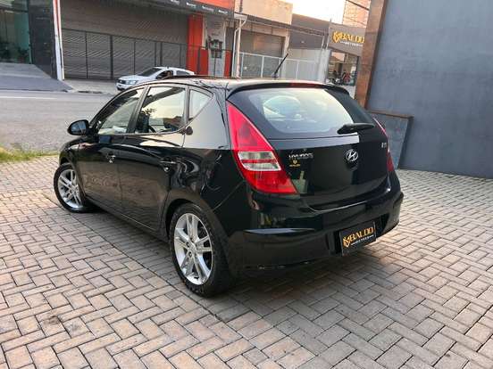 HYUNDAI-I30-2.0 MPI 16V GASOLINA 4P AUTOMÁTICO HYUNDAI-I30-2010