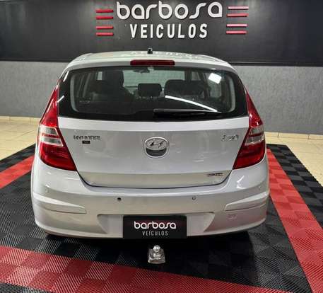 HYUNDAI-I30-2010
