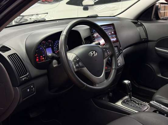 HYUNDAI-I30-2010