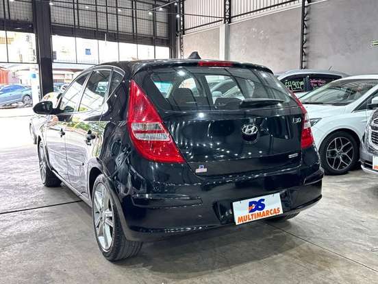 HYUNDAI-I30-2.0 MPI 16V GASOLINA 4P MANUAL HYUNDAI-I30-2010
