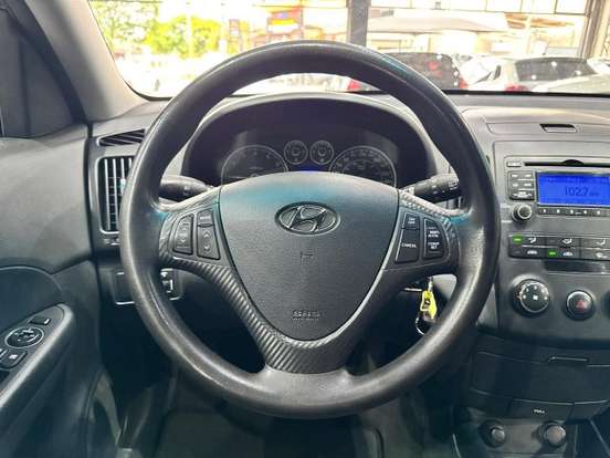 HYUNDAI-I30-2.0 MPI 16V GASOLINA 4P MANUAL HYUNDAI-I30-2010
