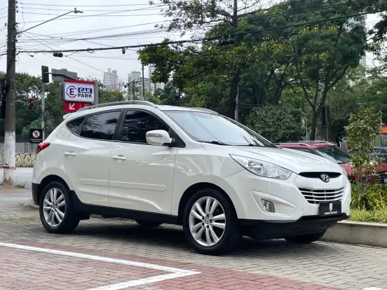 HYUNDAI-IX35-2.0 16V FLEX 4P AUTOMÁTICO HYUNDAI-IX35-2015