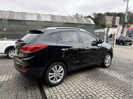 HYUNDAI-IX35-2.0 MPI 4X2 16V FLEX 4P AUTOMÁTICO HYUNDAI-IX35-2012