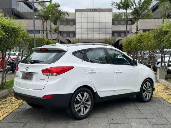 HYUNDAI-IX35-2016