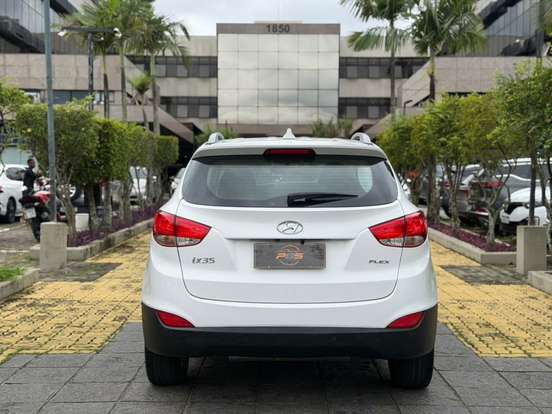 HYUNDAI-IX35-2.0 MPFI GL 16V FLEX 4P AUTOMÁTICO HYUNDAI-IX35-2016