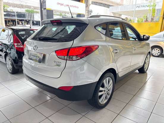 HYUNDAI-IX35-2.0 MPI 4X2 16V FLEX 4P AUTOMÁTICO HYUNDAI-IX35-2013