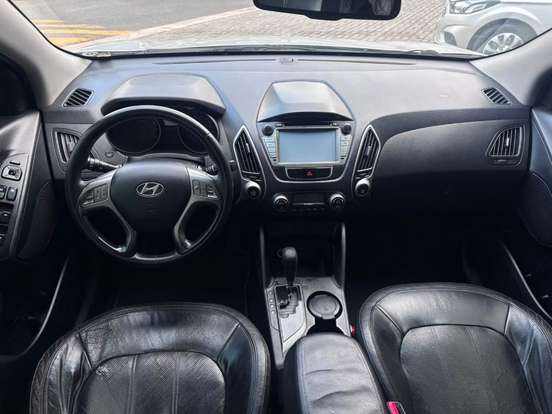 HYUNDAI-IX35-2.0 MPI 4X2 16V FLEX 4P AUTOMÁTICO HYUNDAI-IX35-2011