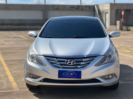 HYUNDAI-SONATA-2011