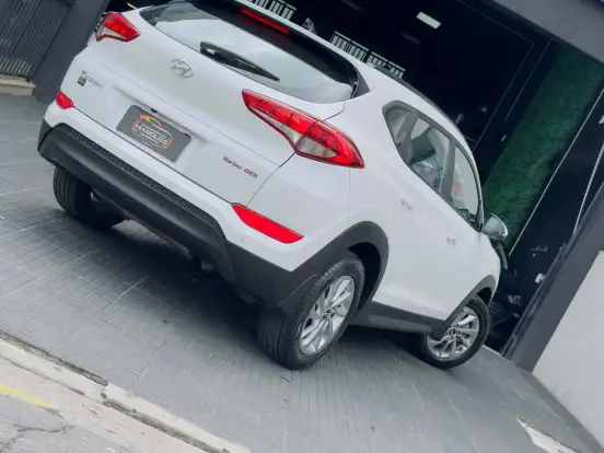 HYUNDAI-TUCSON-1.6 16V T-GDI GASOLINA GLS ECOSHIFT HYUNDAI-TUCSON-2021