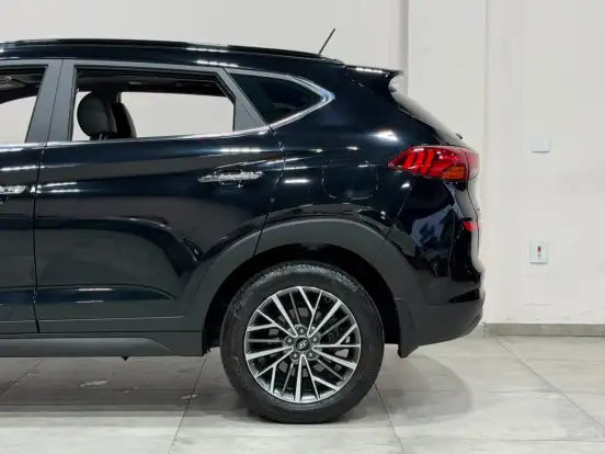 HYUNDAI-TUCSON-2023
