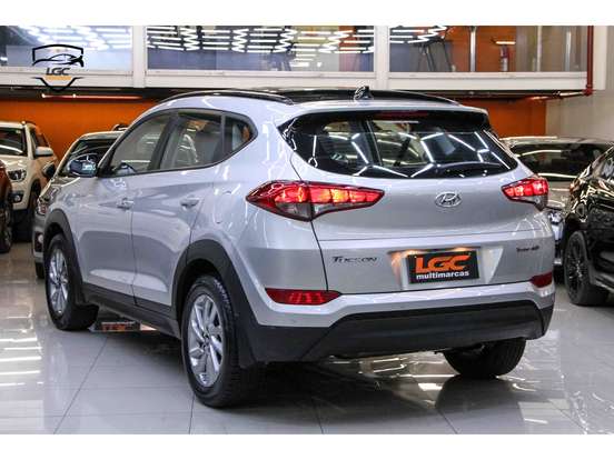 HYUNDAI-TUCSON-2020