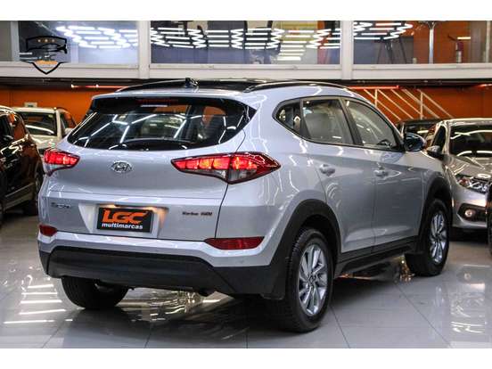 HYUNDAI-TUCSON-2020