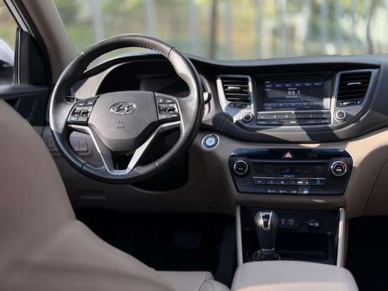 HYUNDAI-TUCSON-2018