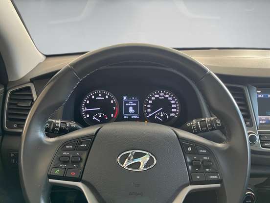 HYUNDAI-TUCSON-2021