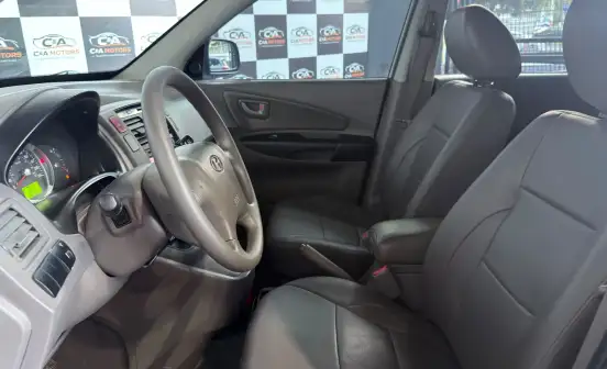 HYUNDAI-TUCSON-2.0 MPFI GLS 16V 143CV 2WD FLEX 4P AUTOMÁTICO HYUNDAI-TUCSON-2013