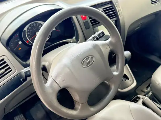 HYUNDAI-TUCSON-2.0 MPFI GLS 16V 143CV 2WD FLEX 4P AUTOMÁTICO HYUNDAI-TUCSON-2016