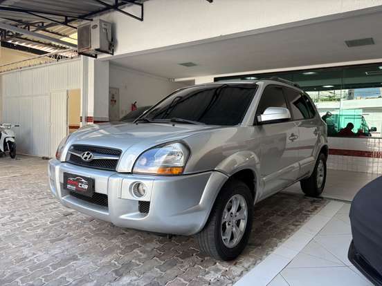 HYUNDAI-TUCSON-2.0 MPFI GLS 16V 143CV 2WD FLEX 4P AUTOMÁTICO HYUNDAI-TUCSON-2015