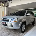HYUNDAI TUCSON 2.0 MPFI GLS 16V 143CV 2WD FLEX 4P AUTOMÁTICO HYUNDAI TUCSON 2.0 MPFI GLS 16V 143CV 2WD FLEX 4P AUTOMÁTICO