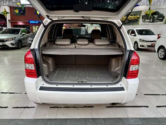 HYUNDAI-TUCSON-2.0 MPFI GLS BASE 16V 143CV 2WD FLEX 4P AUTOMÁTICO HYUNDAI-TUCSON-2015