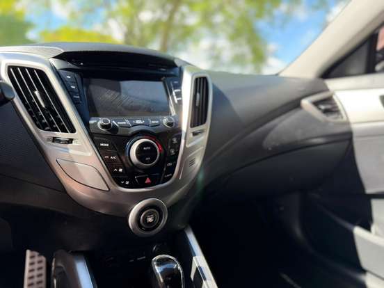 HYUNDAI-VELOSTER-1.6 16V GASOLINA 3P AUTOMÁTICO HYUNDAI-VELOSTER-2012